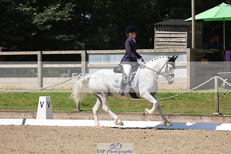 240719-111440-00916 - 215-Emma_Lomas-Hillgarth_Bombay_Saphire