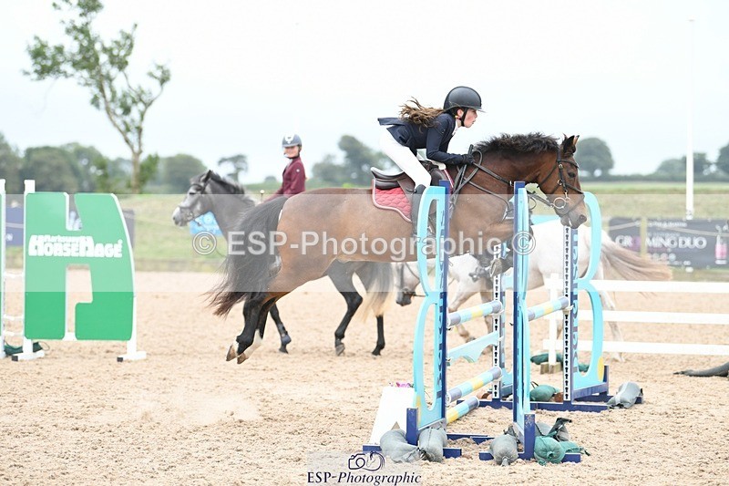 250807-110154-00409 - 90cm Round 1