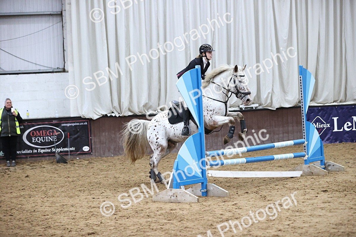 SBM_001887 - Class 5 - Henlow Veterinary Hospital 70cm