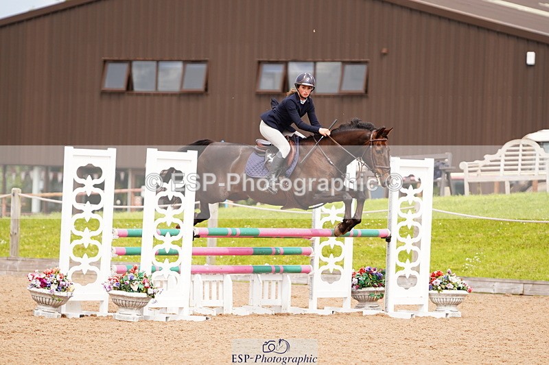 240526A-105212-07664 - Cls 26 Chard Equ 1.05m and 1.10m Grand Prix