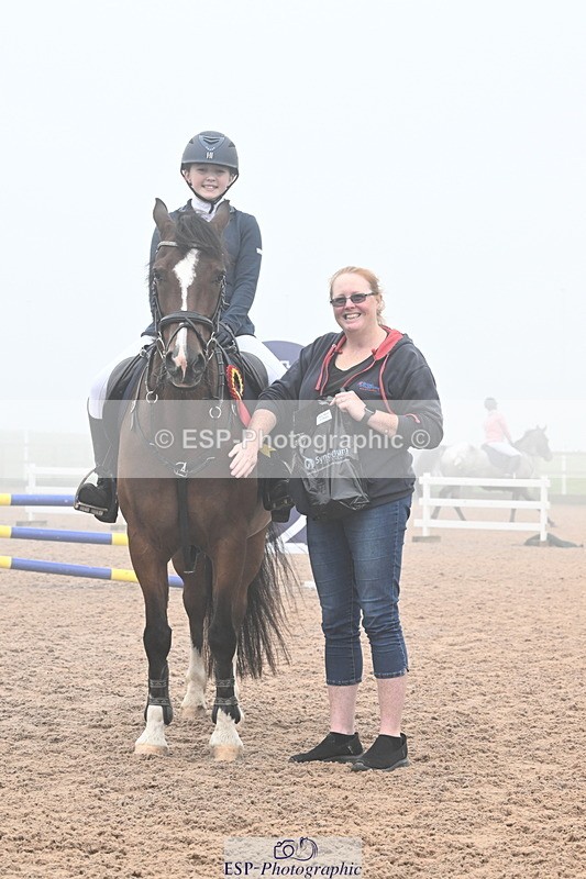 240907A-094146-00160 - Cls 1 Pony Intro 70cm