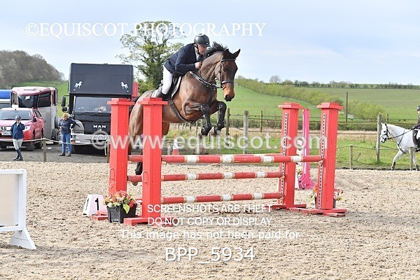 BPP_5934 - CLASS 25 SUN Senior Discovery/ 1m Open
