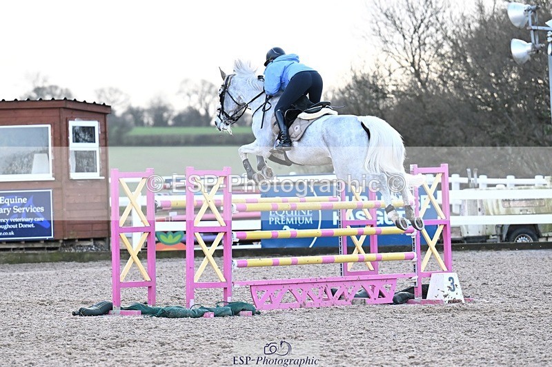 251206-144432-01361 - Cls 15 National 1.30m and 1.40m