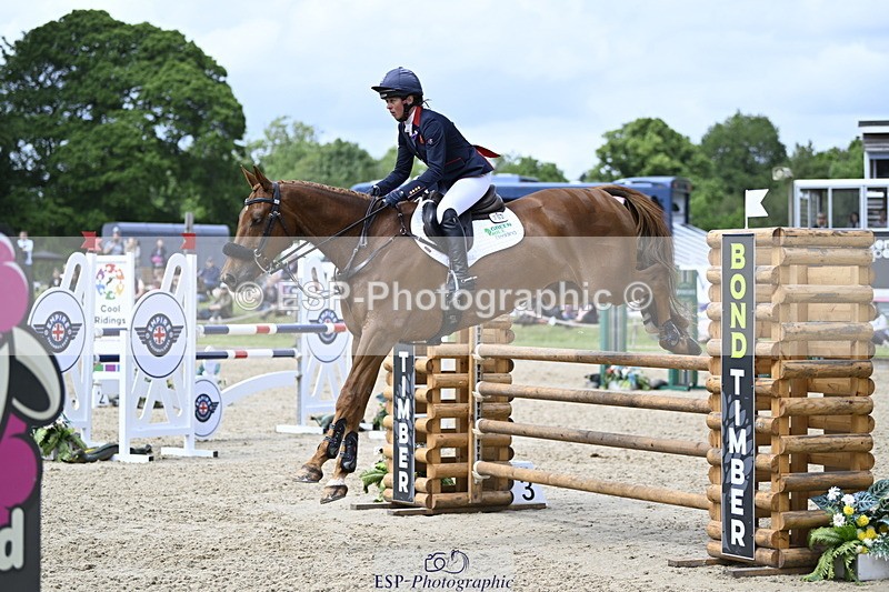 250525A-144806-17987 - C-202-Kitty.King-MBF.REDHOUSE.EVOQUE