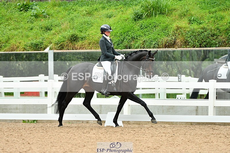 230912A-125447-00962 - Cls 12 Music Medium