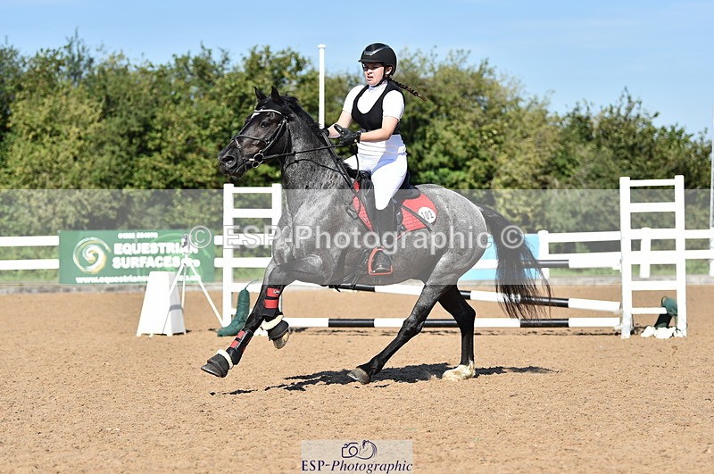 230903A-103526-04003 - Cls 18 Pony Brit Novice & 80cm Open