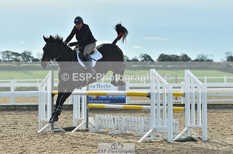 231111A-113552-01703 - Cls 11 Snr 1.05m Open