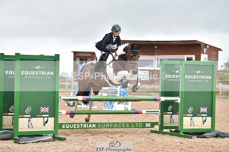 250830-115610-00832 - A-016-Rachael.Whittaker