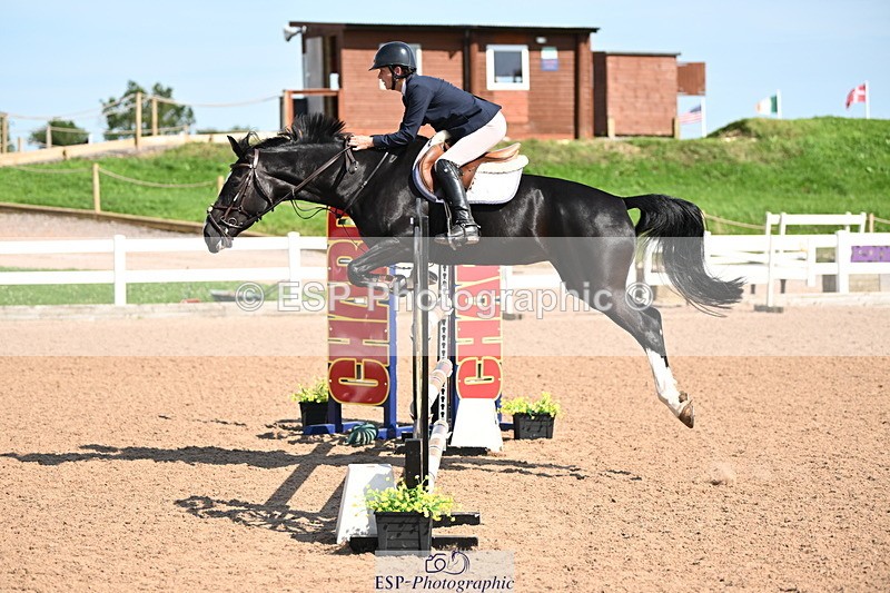 240726A-162726-02569 - Cls 12 1.10m Amateur Qualifer