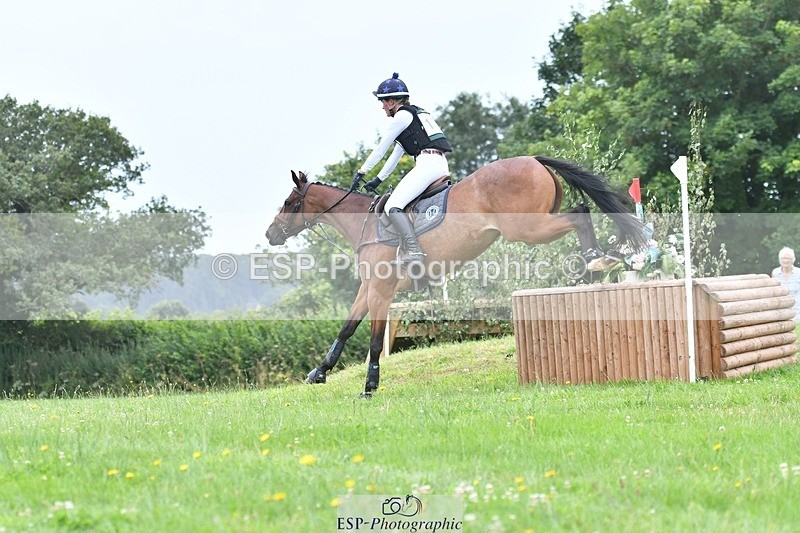 240803-111023-01552 - 135-Valentine_Emsens-CHELLY_BABY_Z