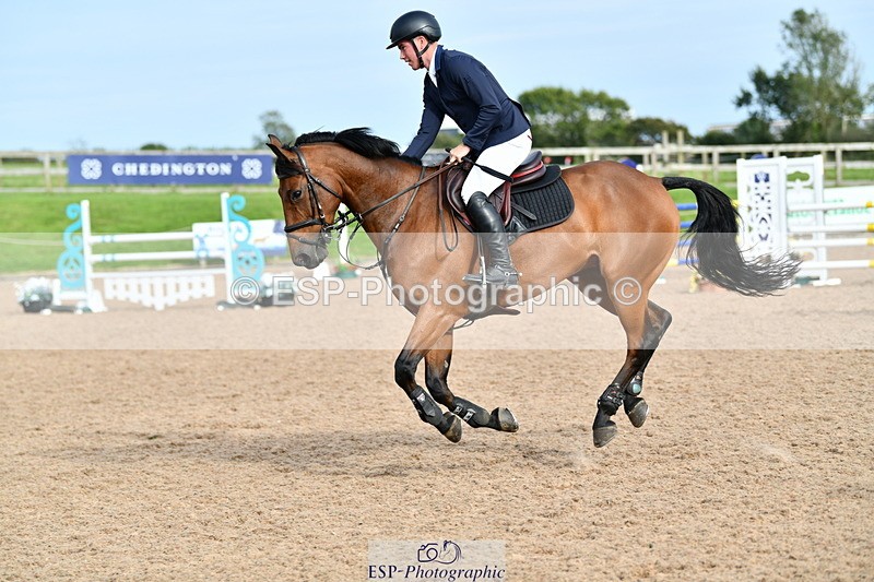 240915A-164217-11084 - Cls 30 Snr Foxhunter