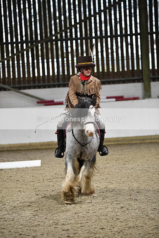 WJ5_9481 - Time 13:04 to 13:41 Fancy Dress DTM