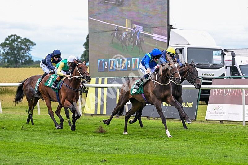 010726-Race 6-Parisian Scholar-8724 - Race 6 15.40pm Weatherbys Epassport Handicap