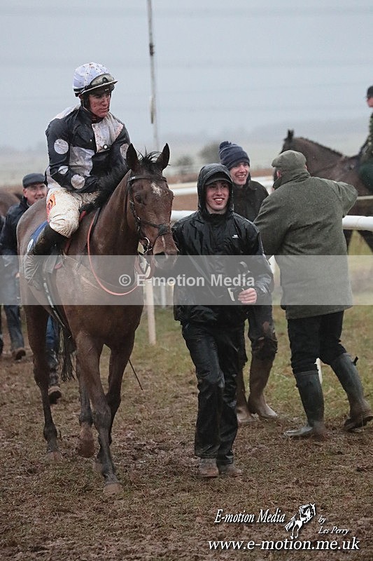 PtP 260125 1122 - Cocklebarrow Point-to-Point racing with the Heythrop Hunt 26/01/25