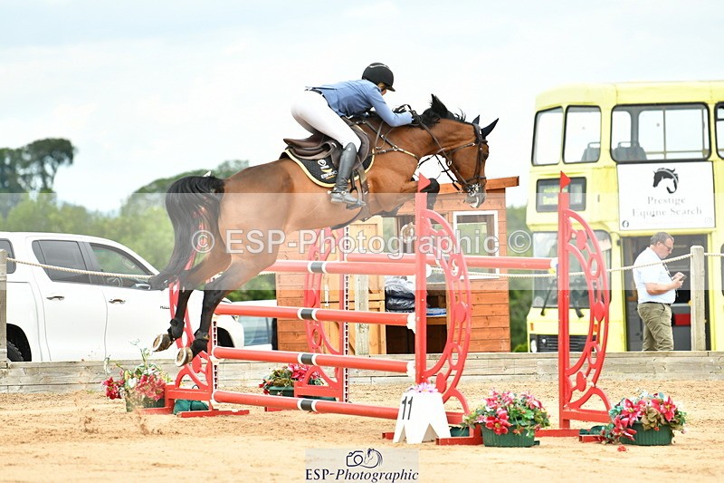 230720A-122300-02799 - Cls 33, 7 Yr Olds 1.30m