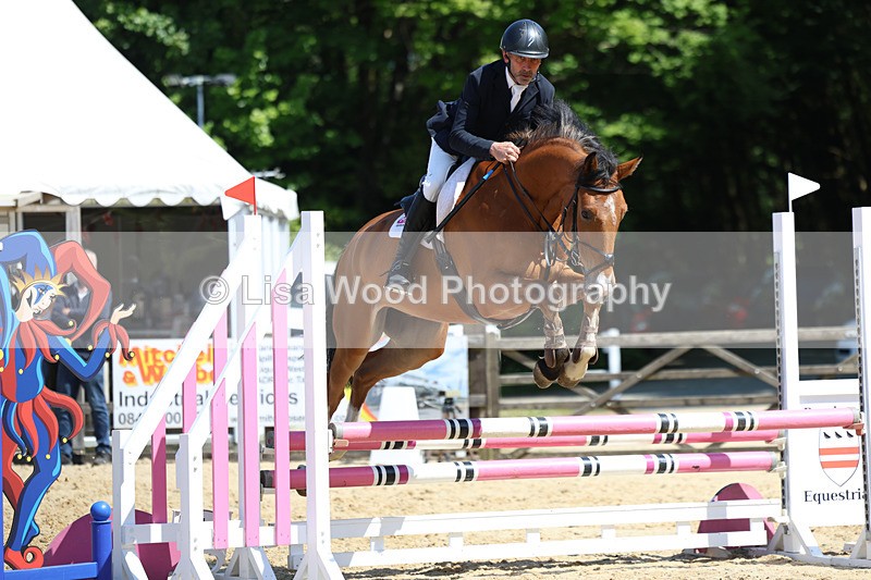 3E7A5879 - Class 4: Senior BN/90cm open