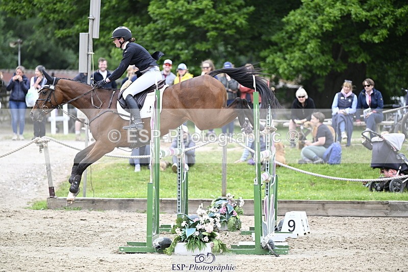 250525A-121616-17298 - B-352-Samantha.Lissington-MALIBU.TS