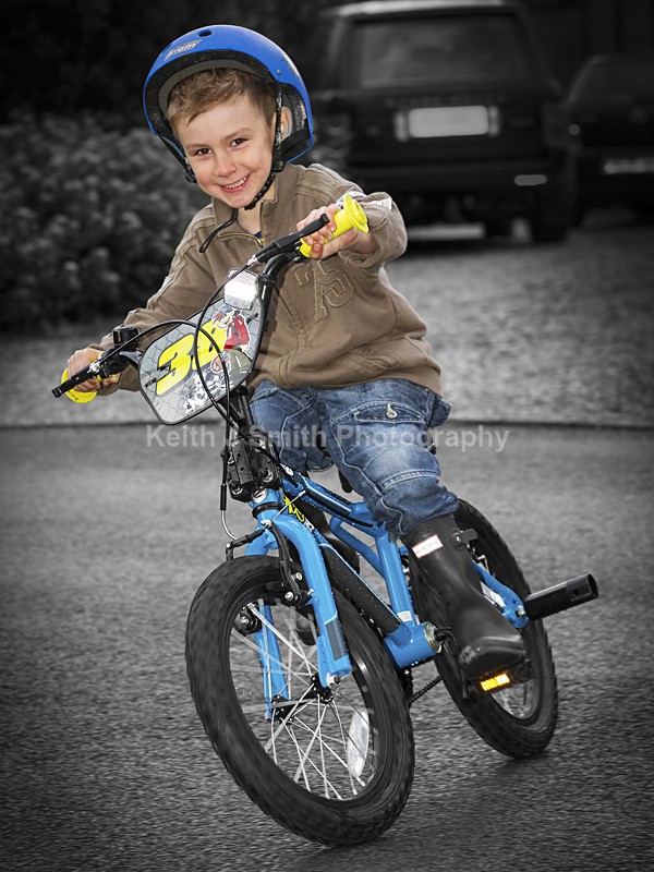 4KJS5023BW - Portraiture