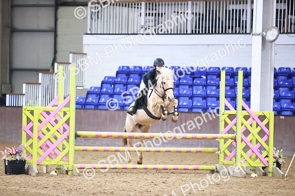 SBM_001776 - Class 9 - Pony Intro 75cm