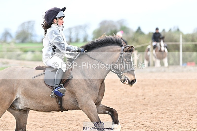 250414-103410-00140 - 80cm Round 1