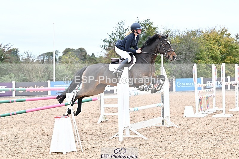 251015-132044-00546 - Cls 4 Newcomers and 1.10m Open