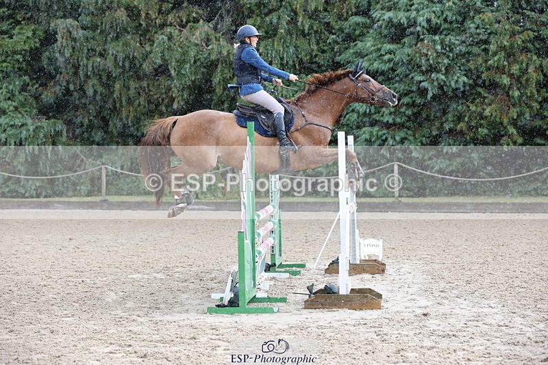 250831A-121606-10146 - Cls 42 Snr 1m Grand Prix