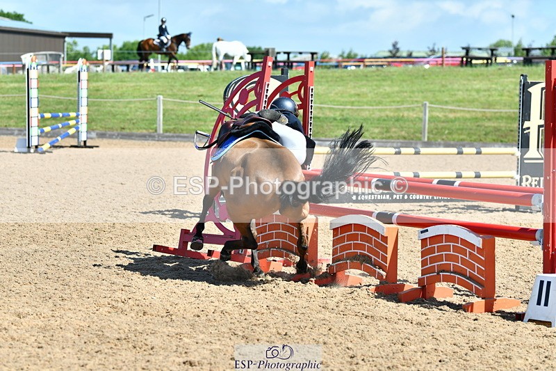 230624A-101945-00264 - Cls 37 Springboard 128 + 138cm