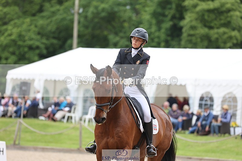 240524-152512-09878 - 362-COS_ME_WILL-Yasmin_Olsson-Sanderson
