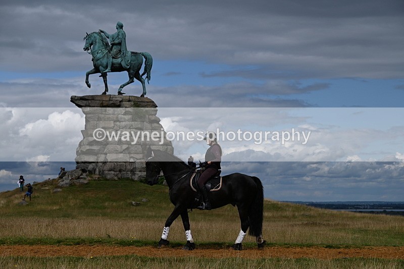DSC_8982 - Time at Statue 14:33 to 15:10
