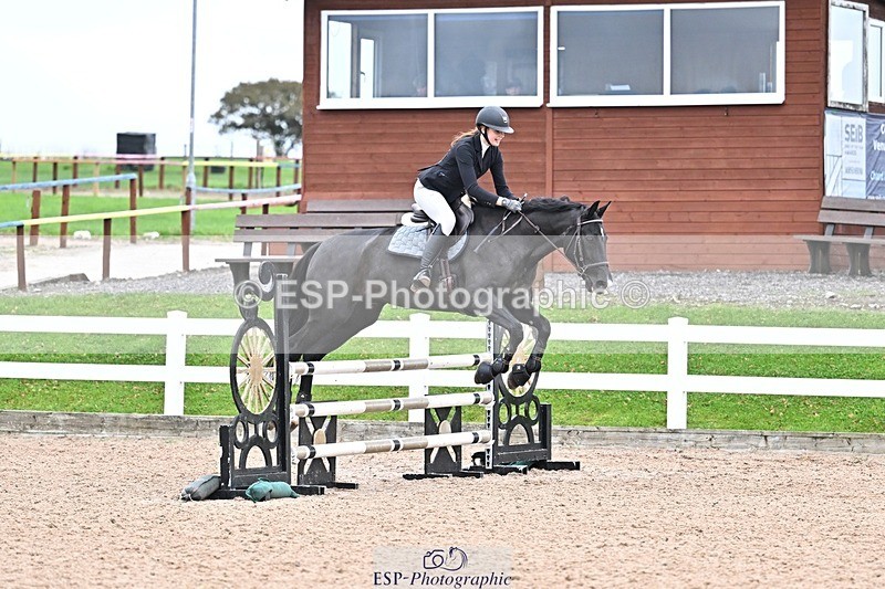 251029-101252-00195 - Discovery and 1m