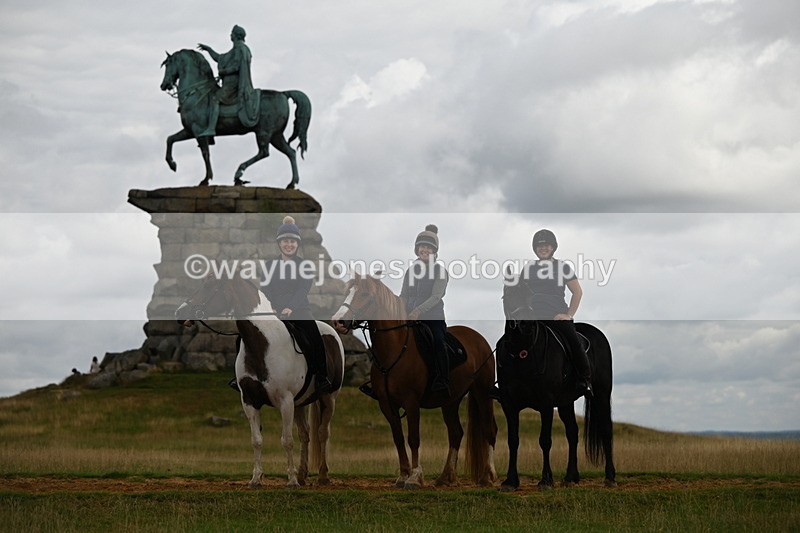 DSC_4174 - Time at Statue 09:50 to 11:09