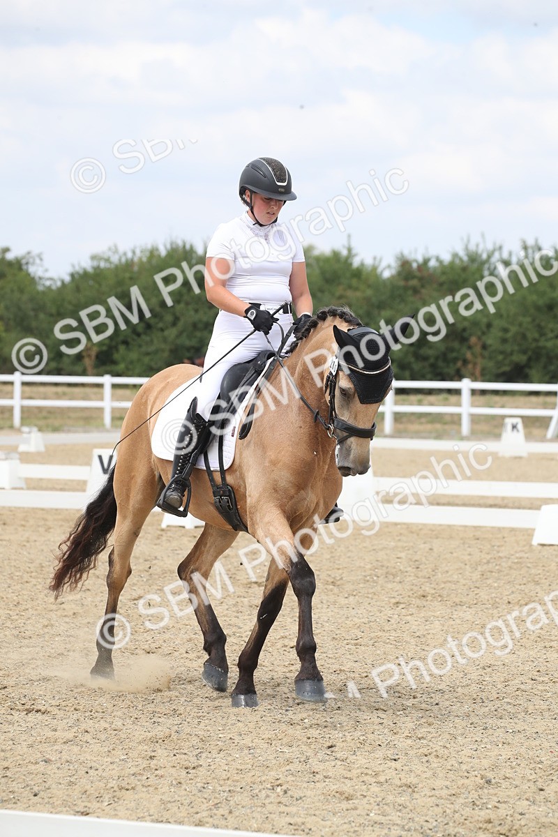 SBM_008972 - Novice 5 - 13.29-14.18