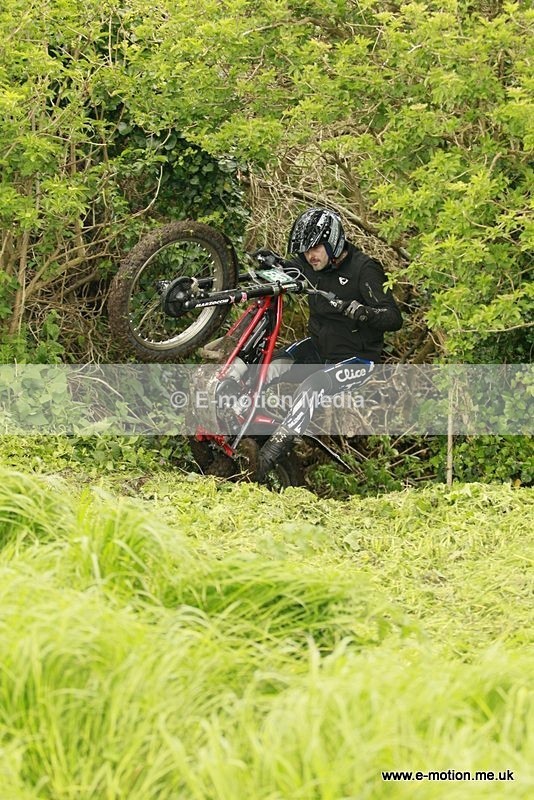 TR 060512-027 - Petit Bot - 06/05/12