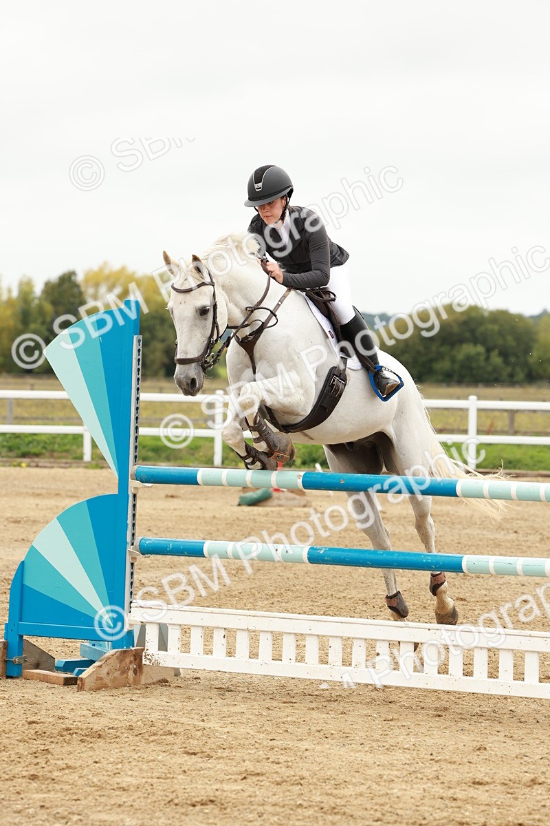 1I0A7722 - Class 4 - Senior Newcomers 1.10m