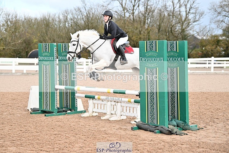 241117X-094326-03318 - Cls 05s A&B Pony Brit Nov & 80 Open