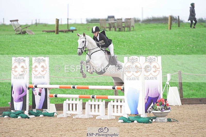 230924A-115324-04661 - 100 SJ 11.00 to 12.00