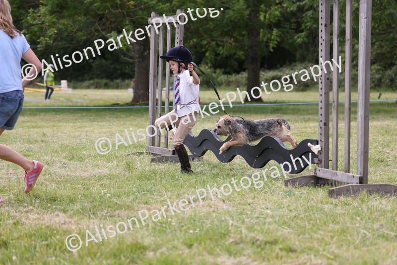 20260614-4361 - Class 25 - Horse and Hound Jumping