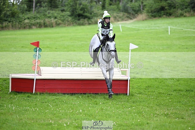 240803-120647-03882 - 017-Caitlyn_Faull-PENNINEVIEW_SUMMER