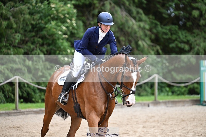 260630A-101835-20055 - C-374-Hannah.Nicolson