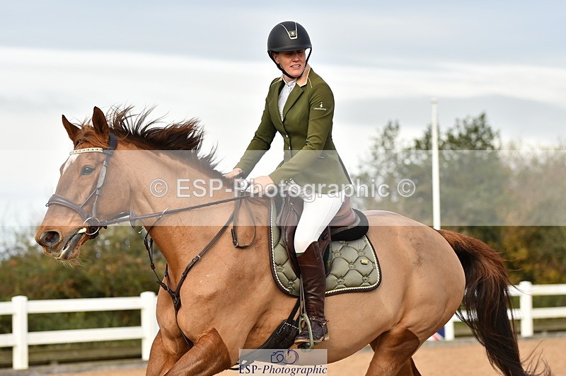 231122A-102214-00064 - Cls 1 British Novice & 90cm Open