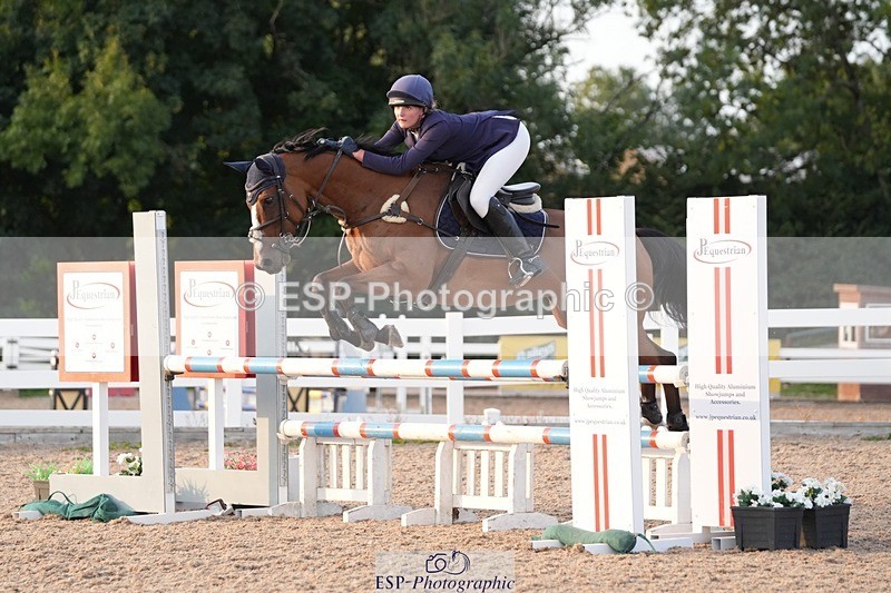 250805-193522-00876 - 1m and 1.10m