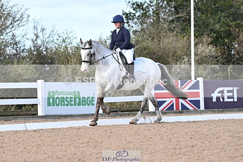 240324A-124554-02367 - Novice 28, 12.15 to 13.00