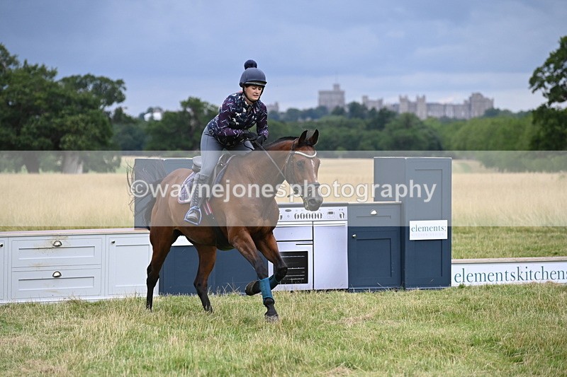 WJ6_2900 - Time at Jump 11:06 to 11:40