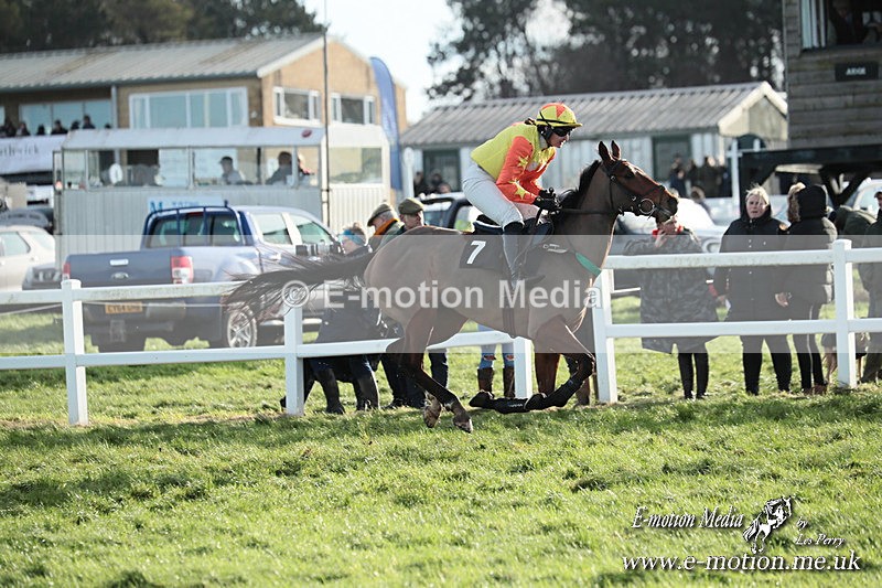 PtP 141225  1395 - New Forest Hounds PtP Larkhill 14/12/25