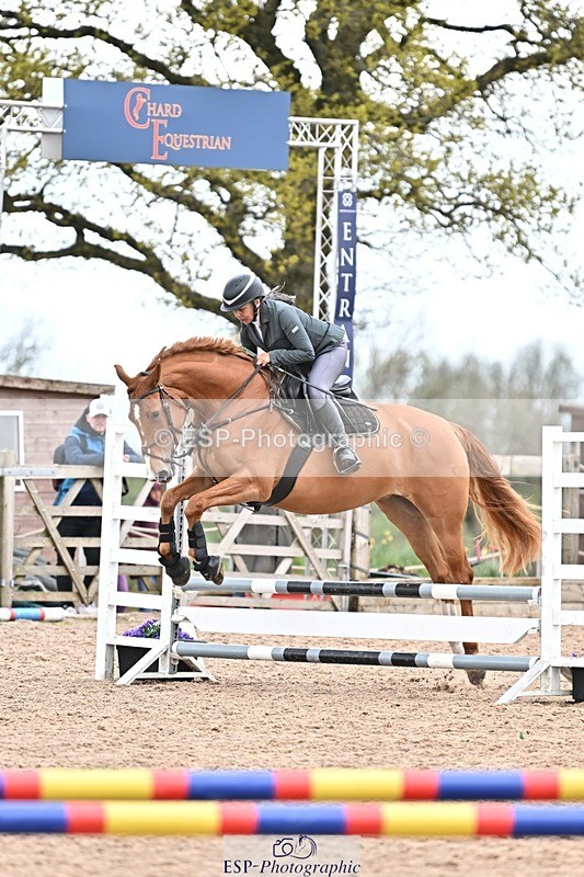 250414-101304-00025 - 70cm Round 1