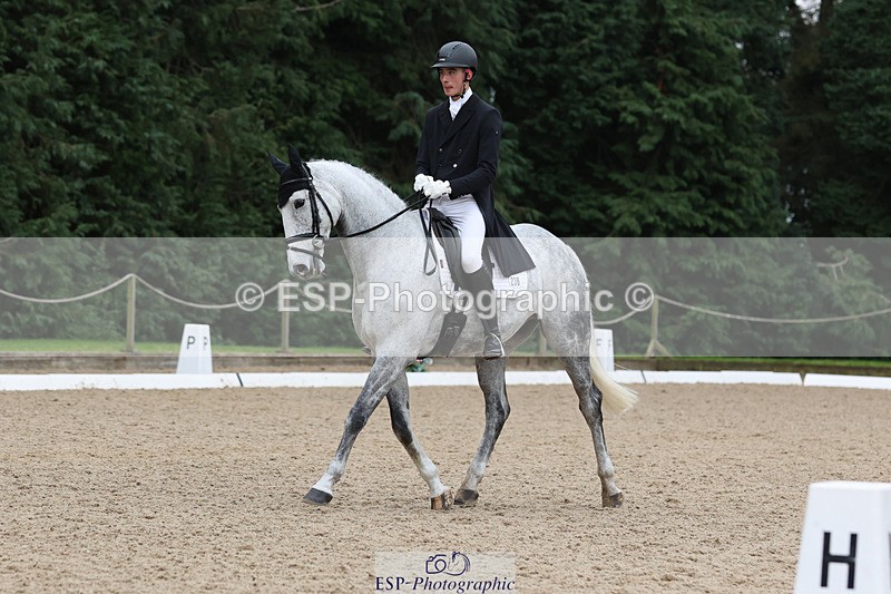 241024-155457-04942 - 236-Musa.Hussain-LIQUID.LUCK