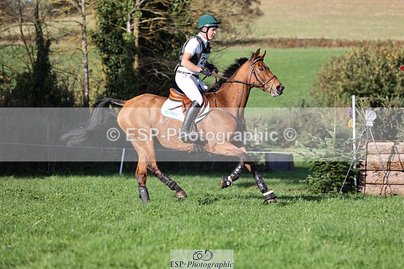 241025-144221-09136 - 233-Padraig.Mccarthy-LADY.OPHELIA