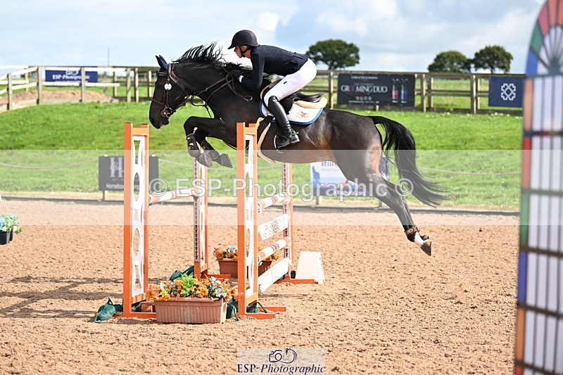 240912A-112240-00554 - Cls 2 Snr Newcomers