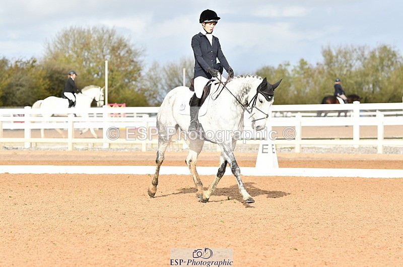 231104A-113230-01564 - Cls 5 Novice 37A