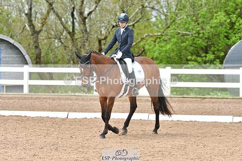 230511A-152316-01131 - BD Cls 12 Music Medium